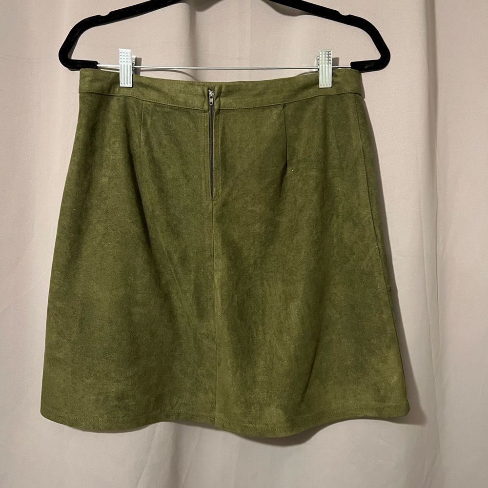 Sans Souci Olive Mini Skirt